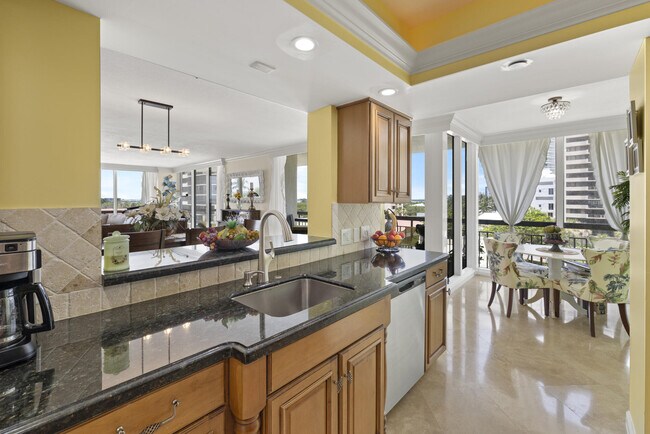 Building Photo - 4000 N Ocean Dr