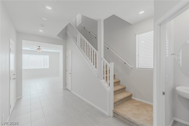 Building Photo - 7847 Lacemaker Ct