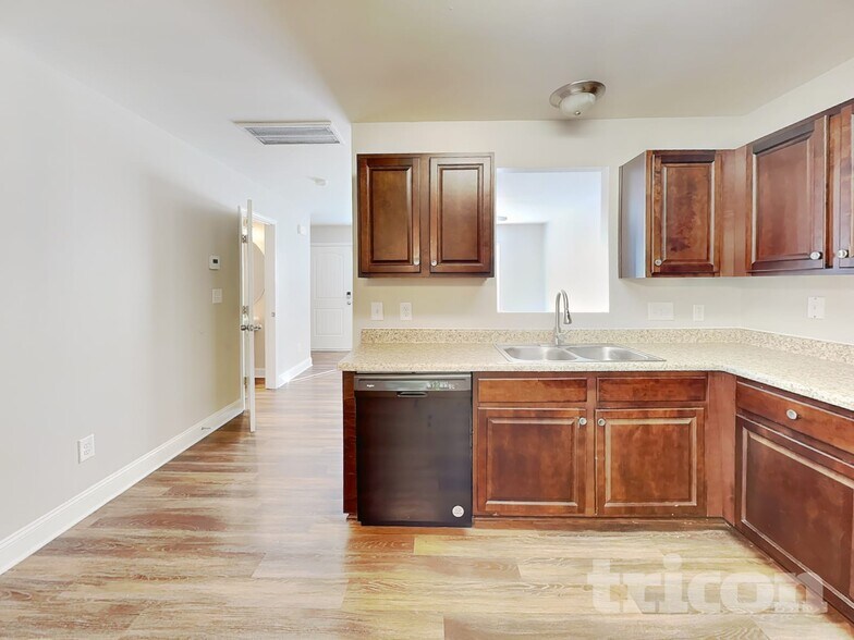 Building Photo - 239 Morning Dew Dr