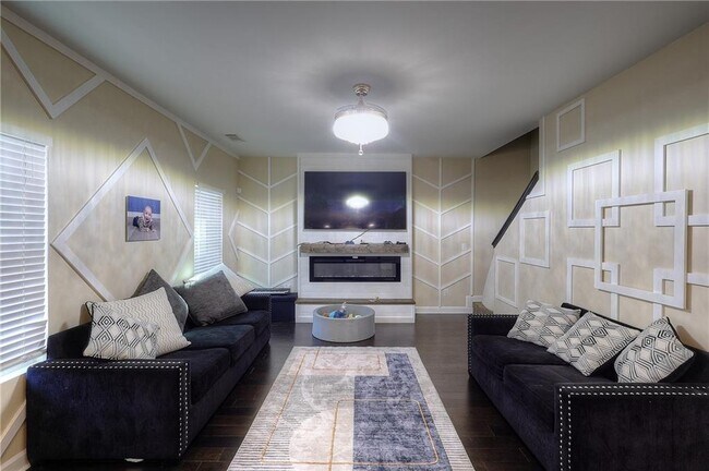 Building Photo - 1230 Dianne Dr