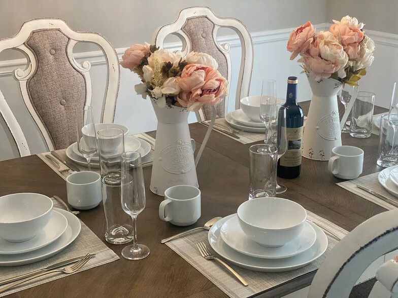 Building Photo - Room in Townhome on Mountain Springs Cir