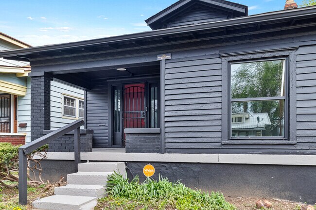 Building Photo - 103 S 43rd St
