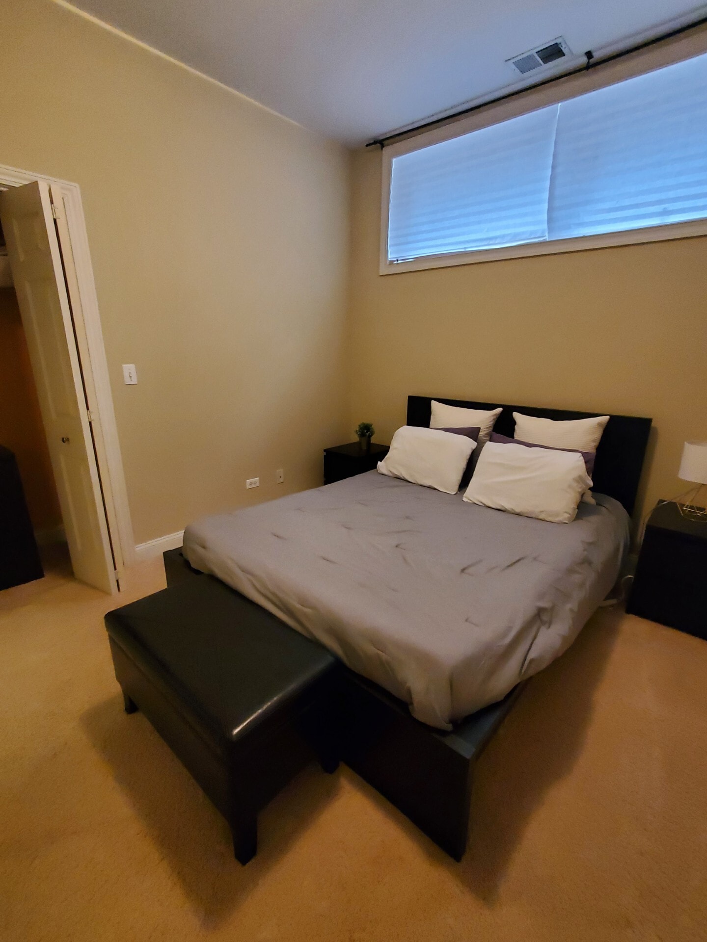 3rd Bedroom - 2531 W Moffat St
