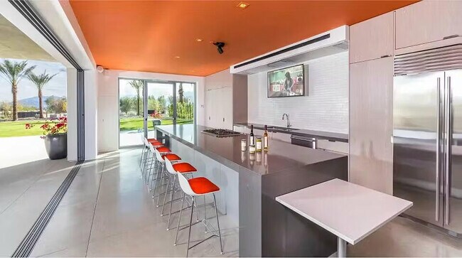 Building Photo - 3534 Ambassador Dr