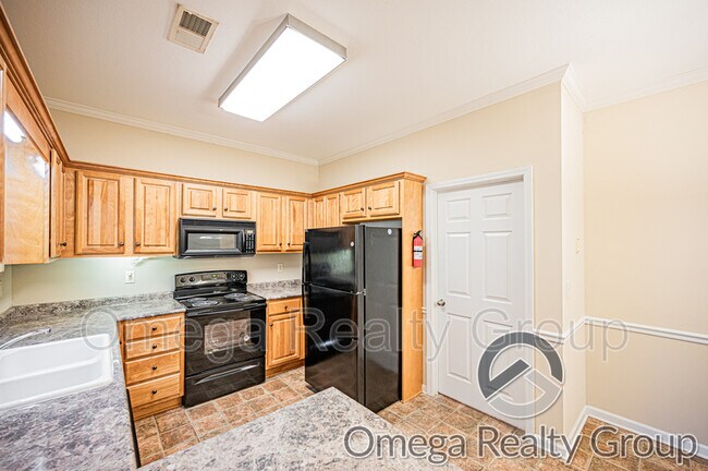 Building Photo - 205 Stonehaven Trace