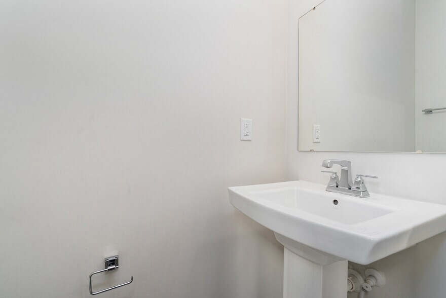 Building Photo - 123 Music Hall Way