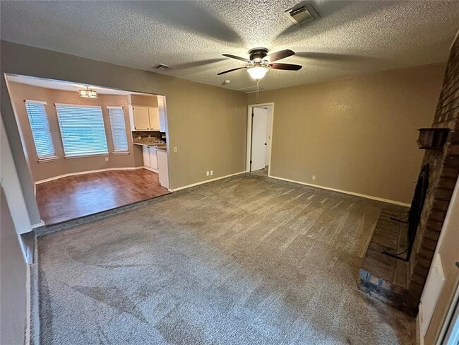 Building Photo - 2221 NE 8th St