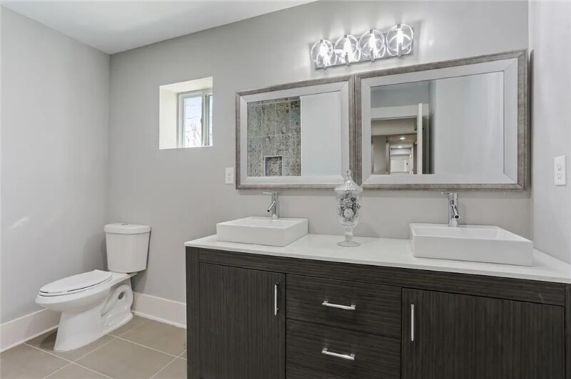 Building Photo - 2739 Flagstone Dr SE