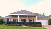 Building Photo - 146 Tradition Pkwy
