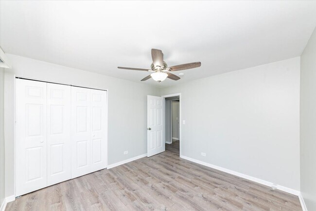 Building Photo - 241 W Main St