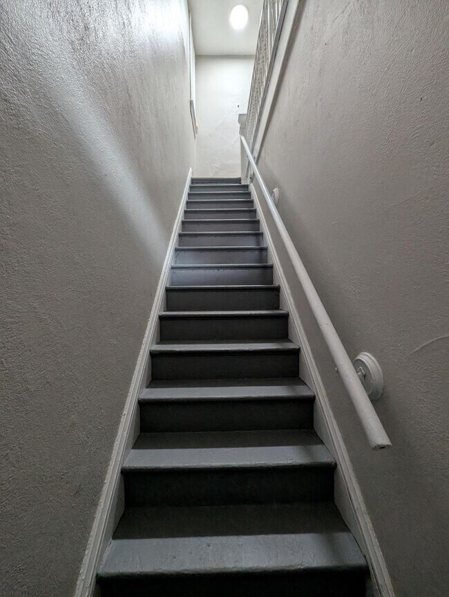 Building Photo - 3324 Illinois Ave