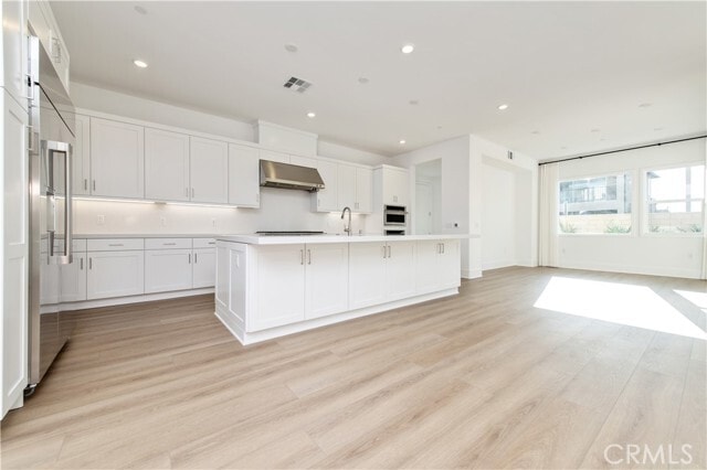 Building Photo - 246 Sora