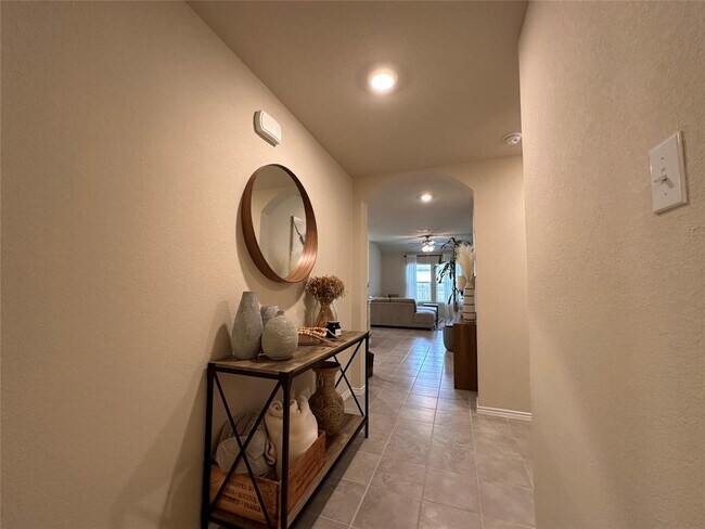 Building Photo - 216 Midas Ln