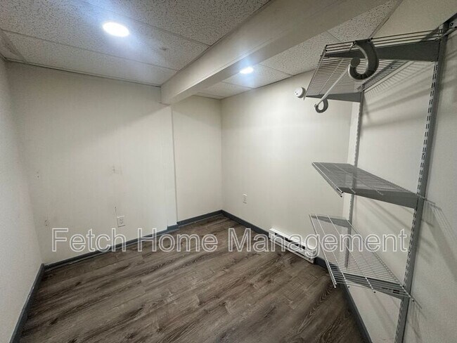 Building Photo - 10699 Jonestown Rd