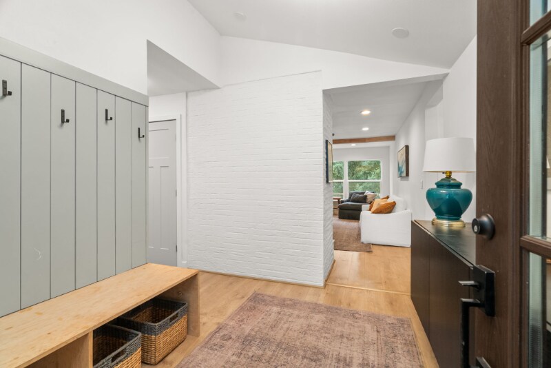 Building Photo - 7105 20th Ave SE