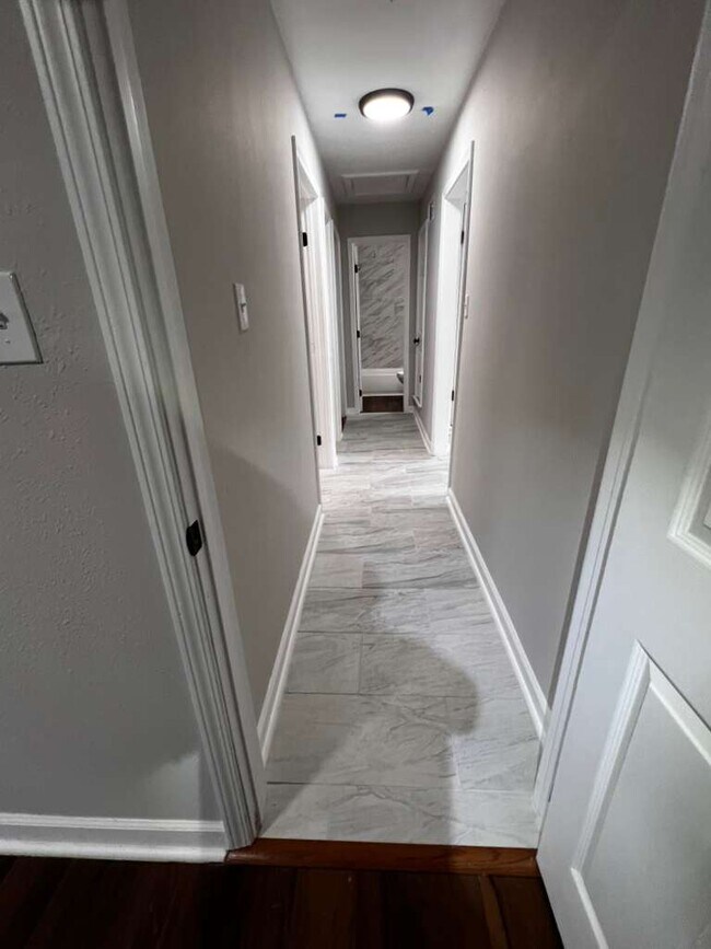 Building Photo - 3927 Dearborn St