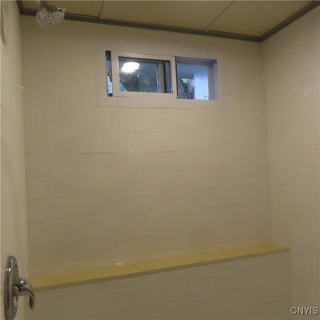 Building Photo - 4449 E Genesee St