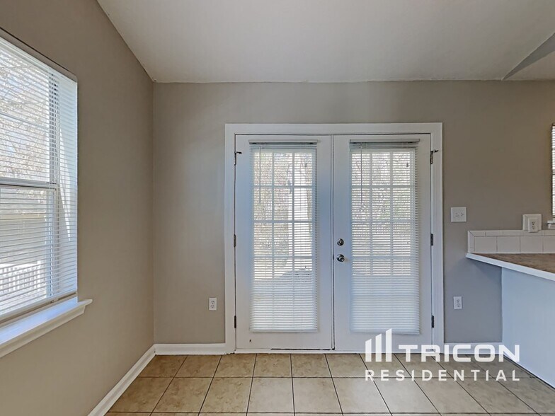 Building Photo - 14020 Eden Ct
