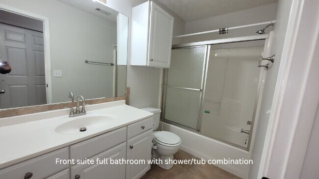 Building Photo - Charming 2 Bed/2 Bath Alpharetta Home with...