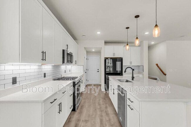 Building Photo - 216 Wappoo Trce Ln