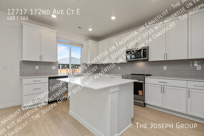 Building Photo - 12717 172nd Ave Ct E