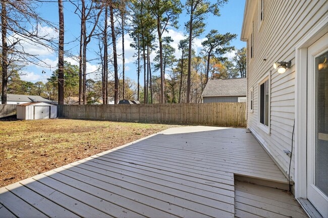 Building Photo - Beautiful Home located near CNU!