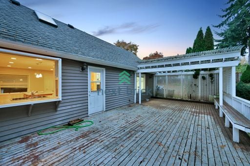 Building Photo - Stunning Bellevue Home for Rent