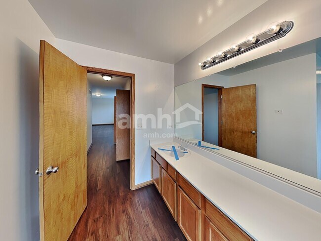 Building Photo - 6512 Fitzer Dr