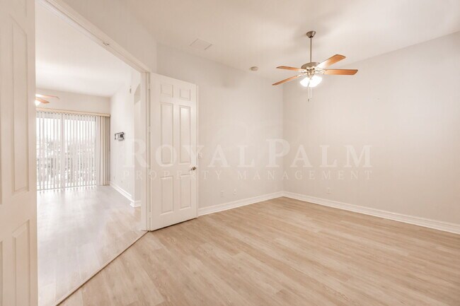 Building Photo - 12060 Lucca St