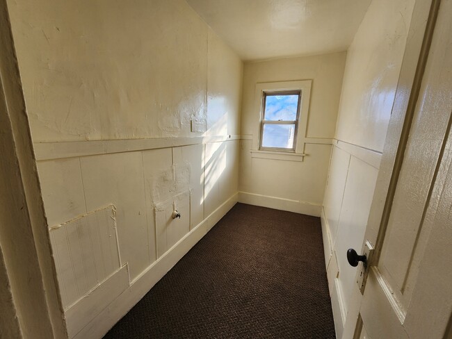 Building Photo - 216 Courtland St