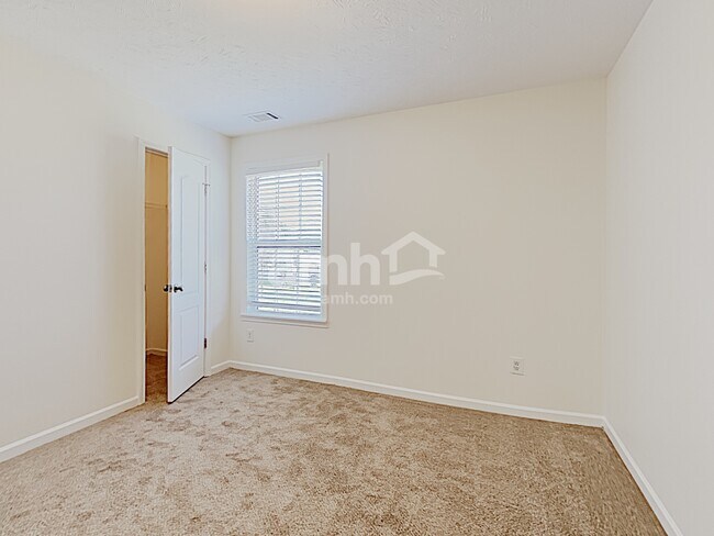 Building Photo - 2321 Temple View Court