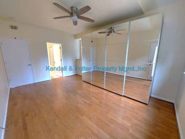 Building Photo - Spacious Ground-Floor 3BD/2BA Condo in Prime Scotts Valley Location