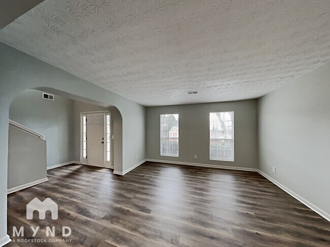 Building Photo - 3856 Cedar Trace Ln