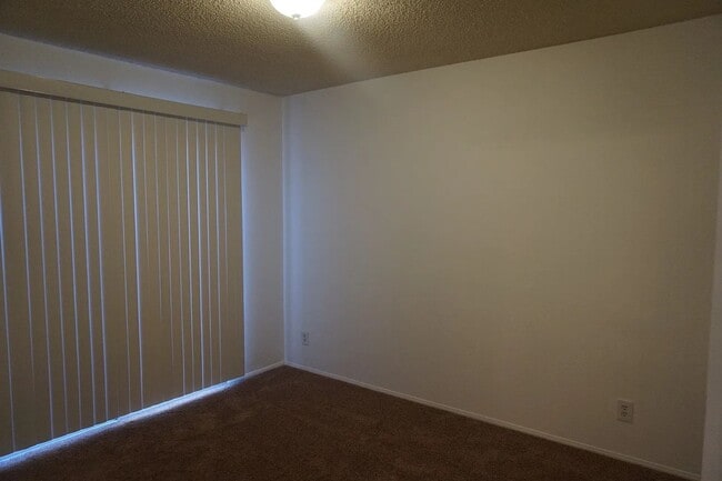 Building Photo - 3 Bedroom In San Jacinto