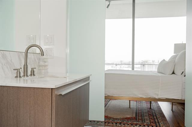 Building Photo - 3130 N Harwood St