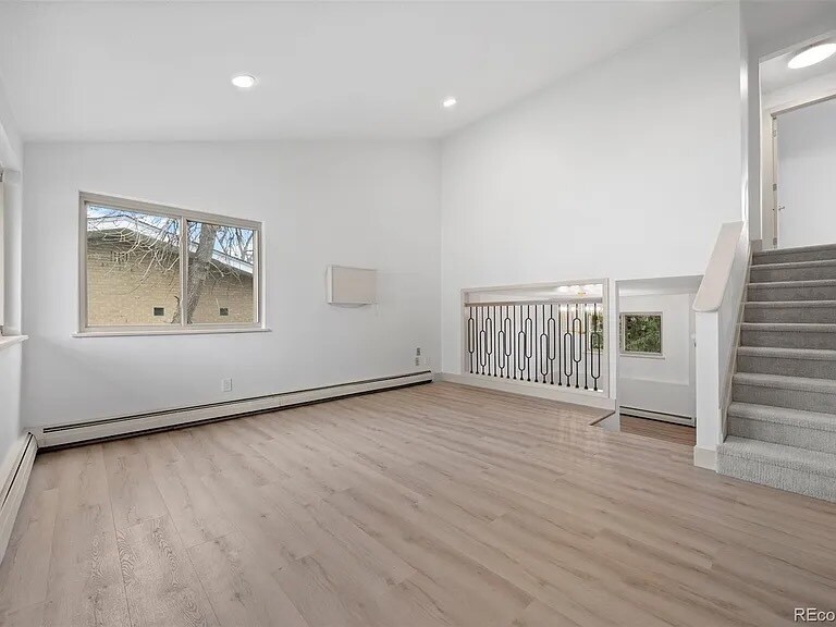 Building Photo - 1000 Zang St