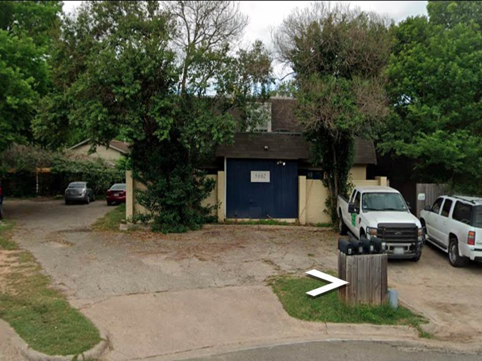 Welcome to this fourplex in a quiet and convenient neiborhood! - 5002 Blue Spruce Cir
