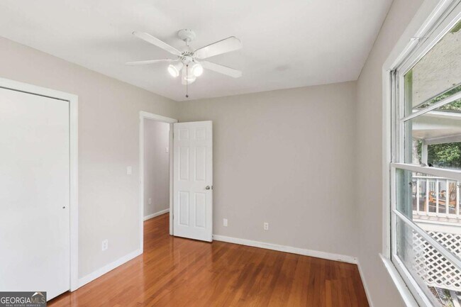 Building Photo - 1370 Blackwell Rd