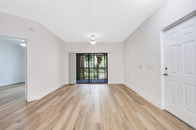 Building Photo - 3023 Alcazar Pl