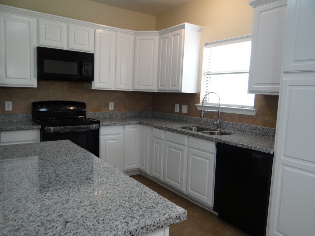 Building Photo - 26222 Avoyelles Ave
