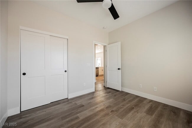 Building Photo - 5240 Denning St