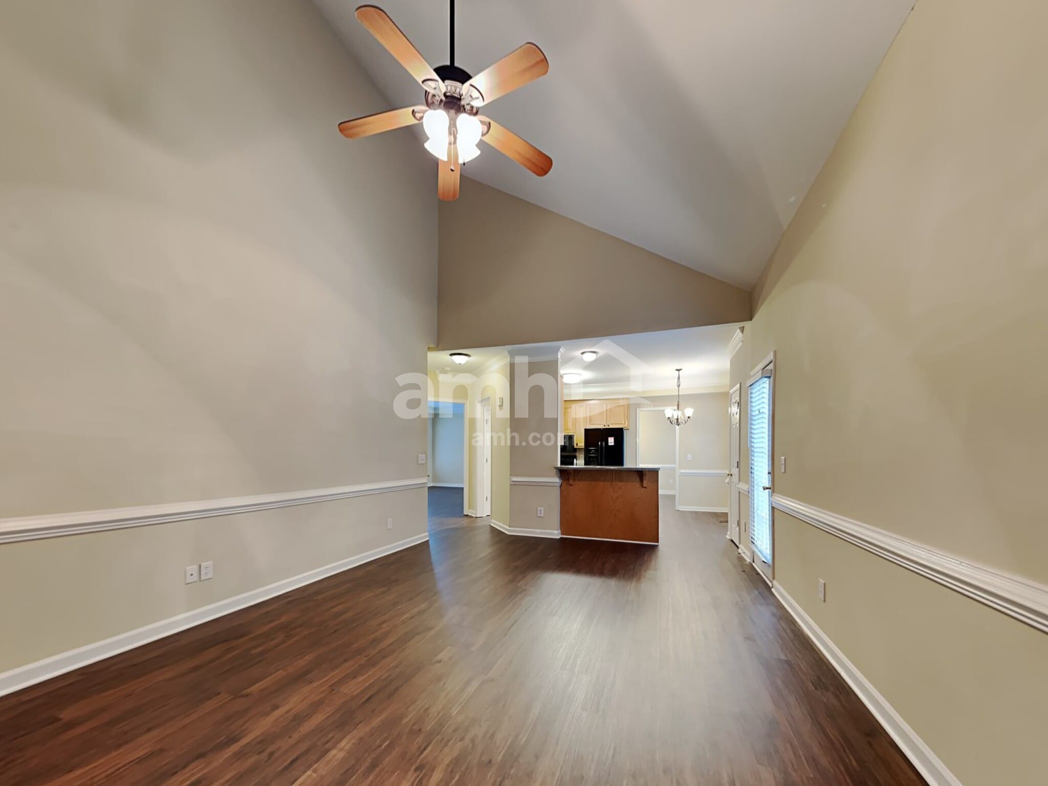 Building Photo - 1305 Groveland Trl