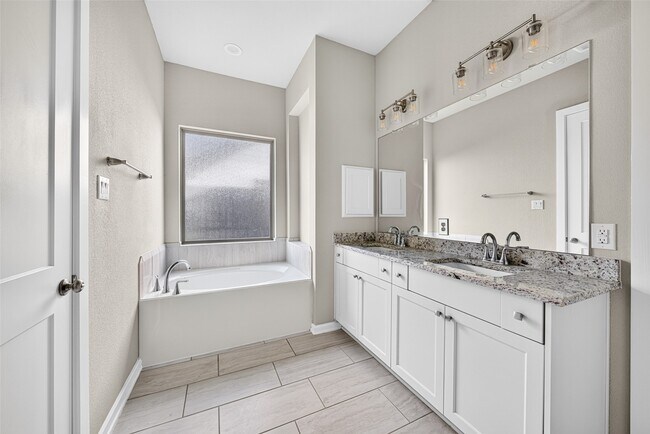 Building Photo - 29627 Mahogany View Ln