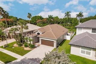 Building Photo - 180 SW 167th Ave