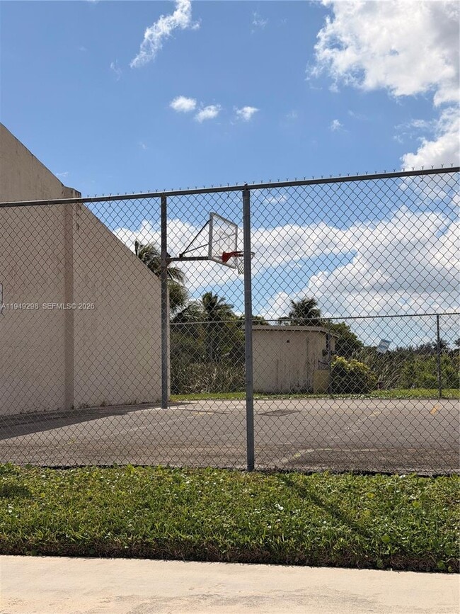 Building Photo - 1802 Waterview Cir