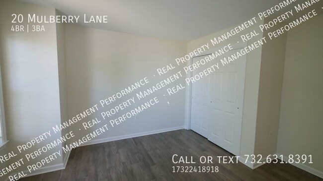 Building Photo - 20 Mulberry Ln