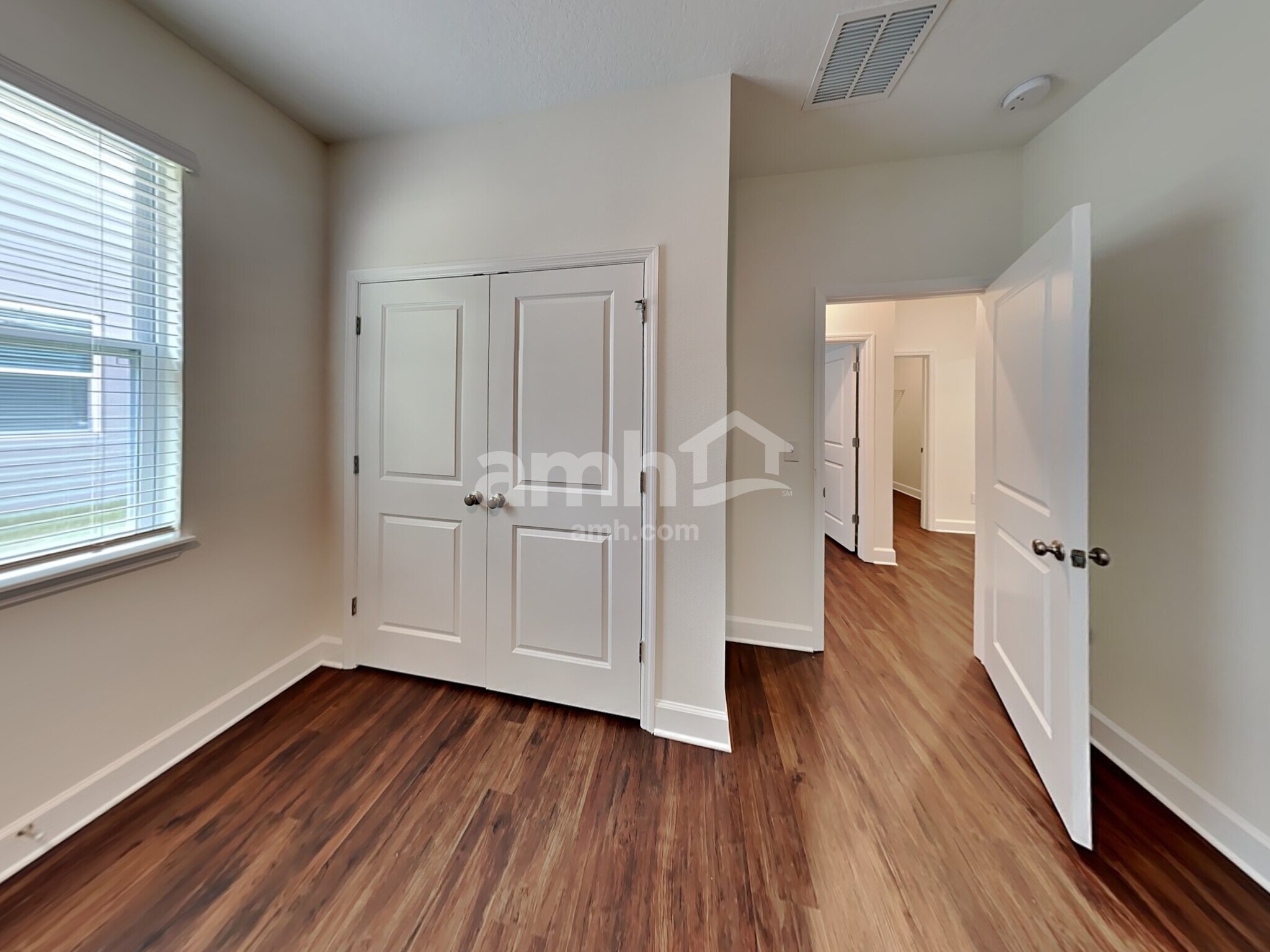 Building Photo - 1105 Walden Pond Dr