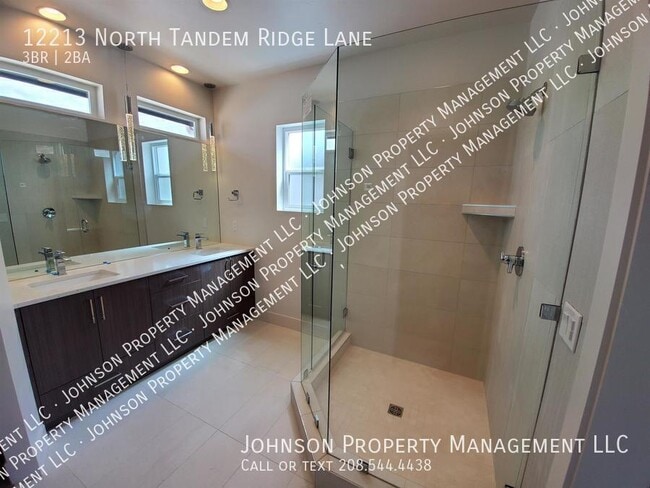 Building Photo - 12213 N Tandem Ridge Ln