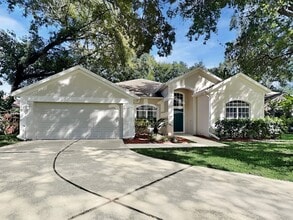 Building Photo - 2042 Ancient Oak Dr