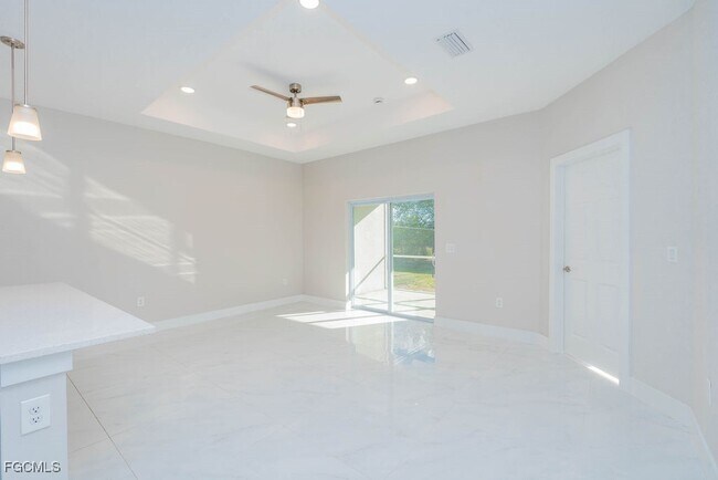 Building Photo - 4419 22nd St SW